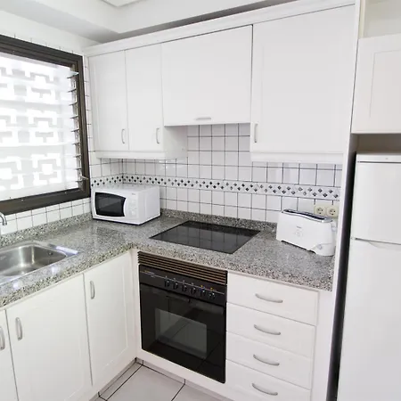 Hotel apartamentowy Sunset Bay Club 4*