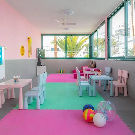 Sunset Bay Club Aparthotel