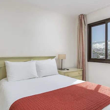 Sunset Bay Club شقة فندقية 4*