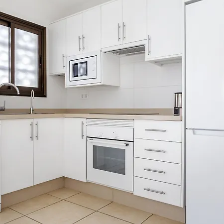 Sunset Bay Club Aparthotel 4*